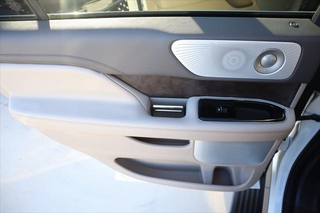 new 2024 Lincoln Navigator car, priced at $77,233