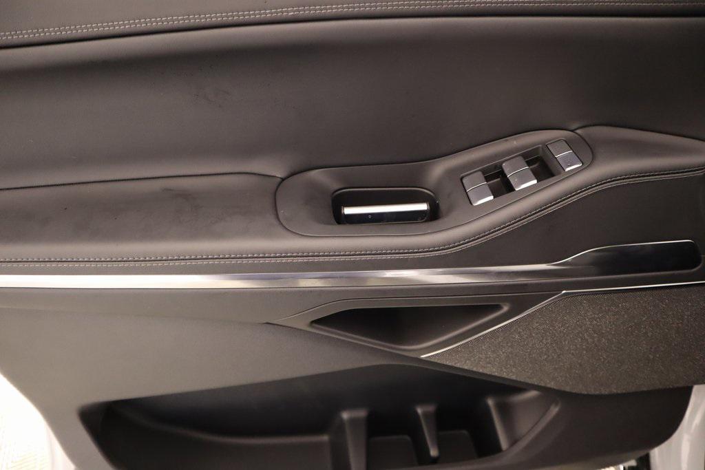 new 2025 Lincoln Navigator car, priced at $105,053