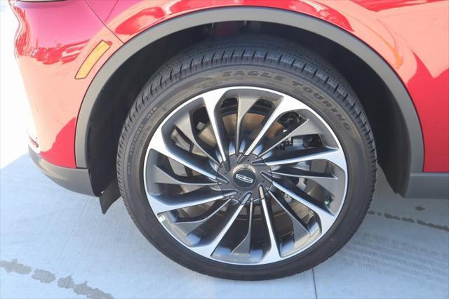 new 2025 Lincoln Aviator car, priced at $69,633