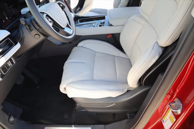 new 2025 Lincoln Aviator car, priced at $69,633