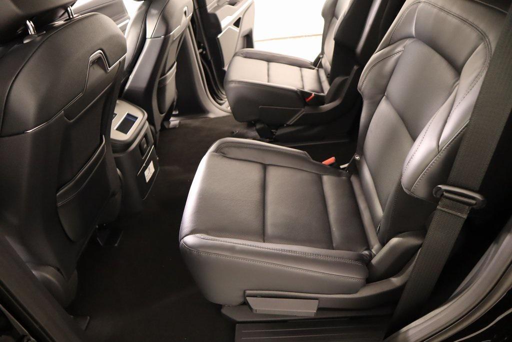 new 2025 Lincoln Navigator car, priced at $101,698