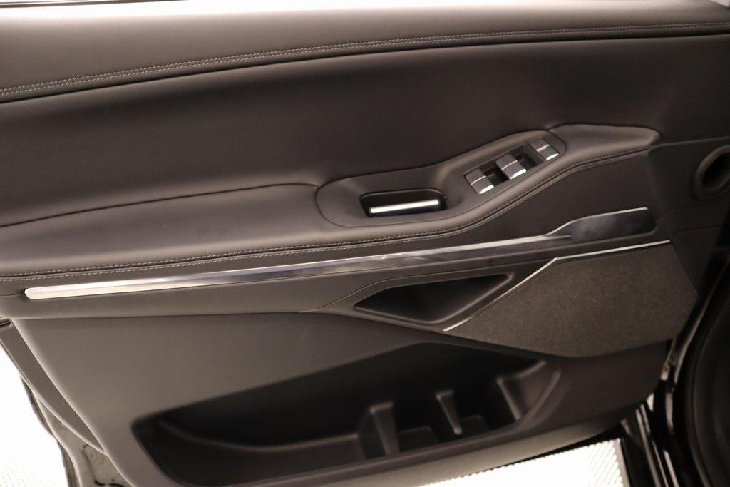 new 2025 Lincoln Navigator car, priced at $102,312