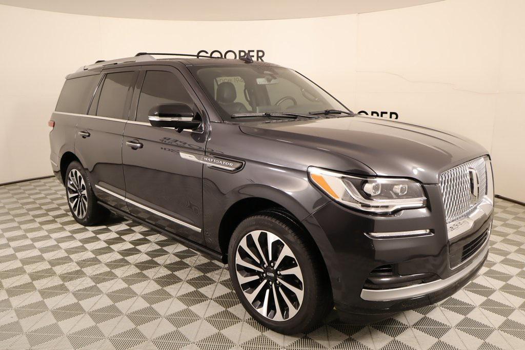 used 2024 Lincoln Navigator car, priced at $80,997