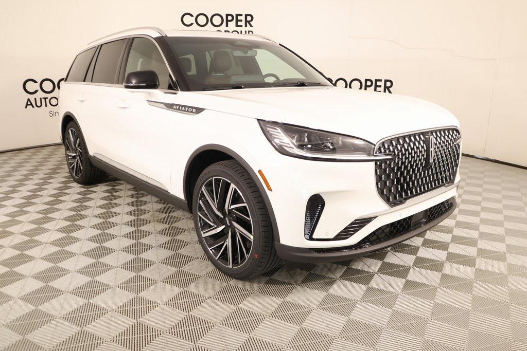 new 2025 Lincoln Aviator car, priced at $80,582