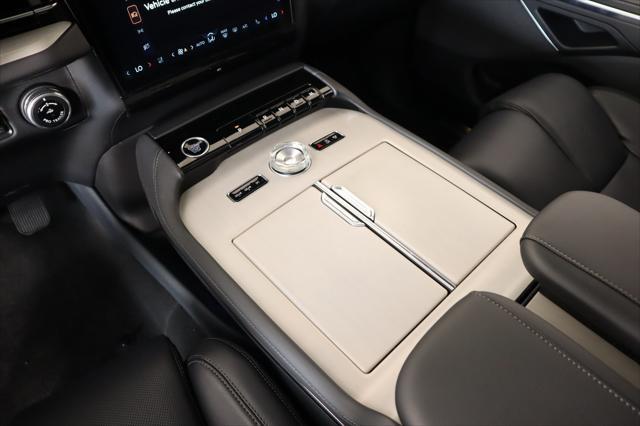 used 2025 Lincoln Navigator car, priced at $98,995