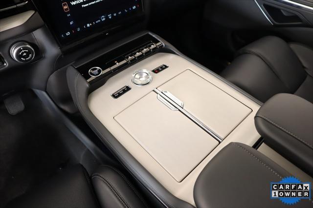 used 2025 Lincoln Navigator car, priced at $98,995