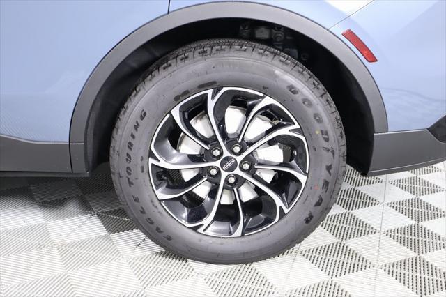 new 2025 Lincoln Nautilus car, priced at $49,096