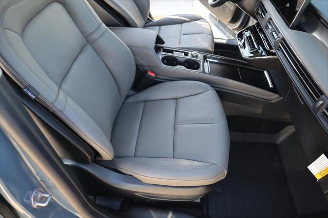 new 2025 Lincoln Corsair car, priced at $41,861