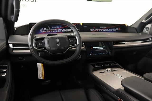 new 2025 Lincoln Navigator car, priced at $107,970