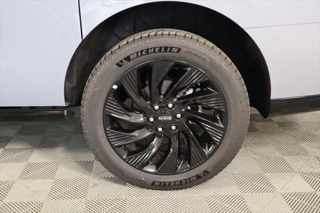 new 2025 Lincoln Navigator car, priced at $107,970
