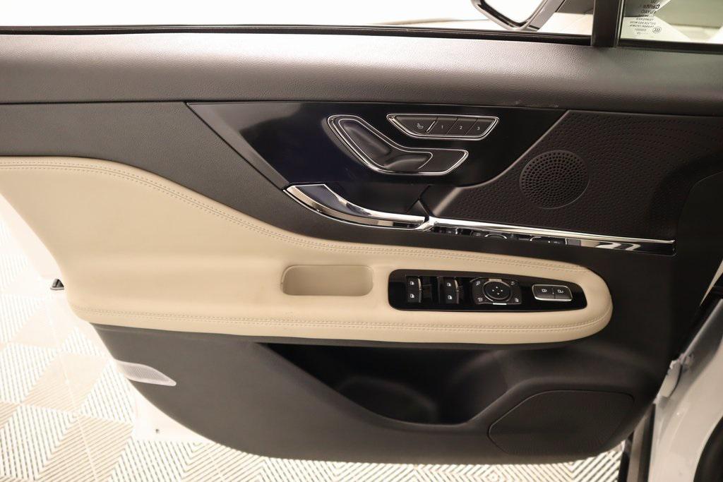 new 2025 Lincoln Corsair car, priced at $46,291