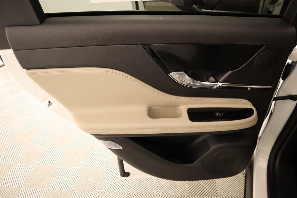 new 2025 Lincoln Corsair car, priced at $46,291
