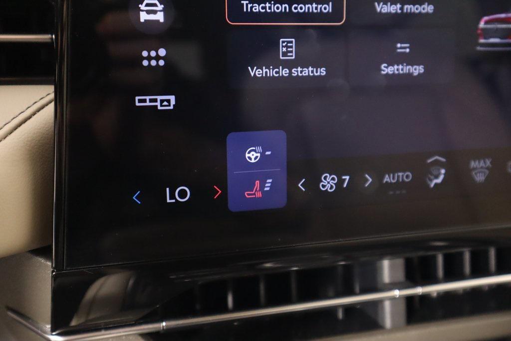 new 2025 Lincoln Nautilus car, priced at $49,096