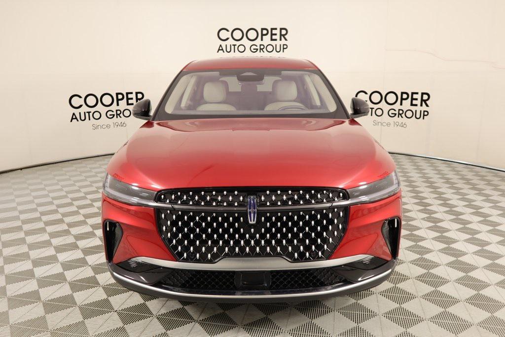 new 2025 Lincoln Nautilus car, priced at $49,096