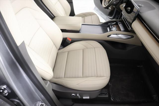 new 2025 Lincoln Nautilus car, priced at $58,082