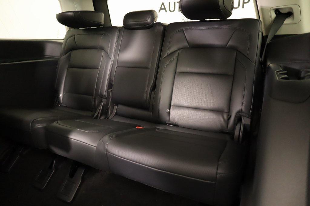 new 2025 Lincoln Navigator car, priced at $95,822