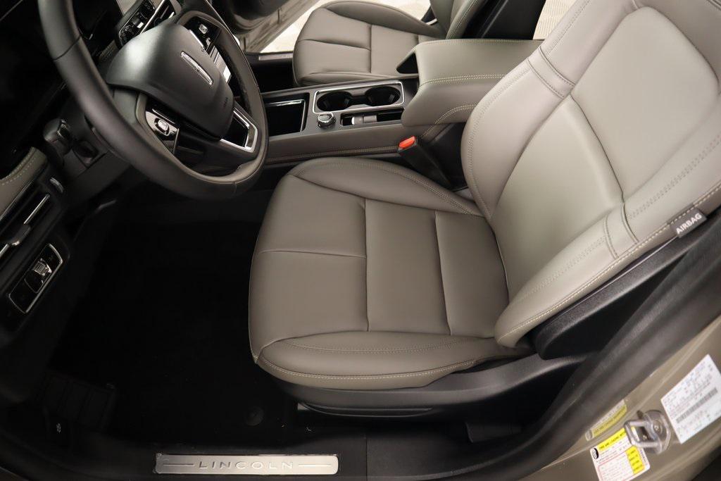 new 2025 Lincoln Corsair car, priced at $42,658