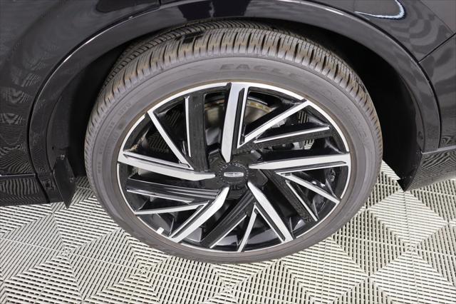 new 2025 Lincoln Aviator car, priced at $89,375