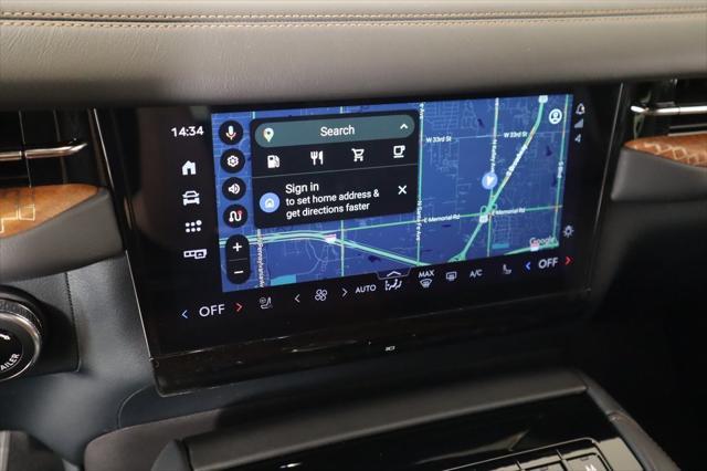 new 2025 Lincoln Navigator car, priced at $125,720