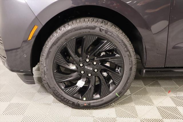 new 2025 Lincoln Navigator car, priced at $105,610