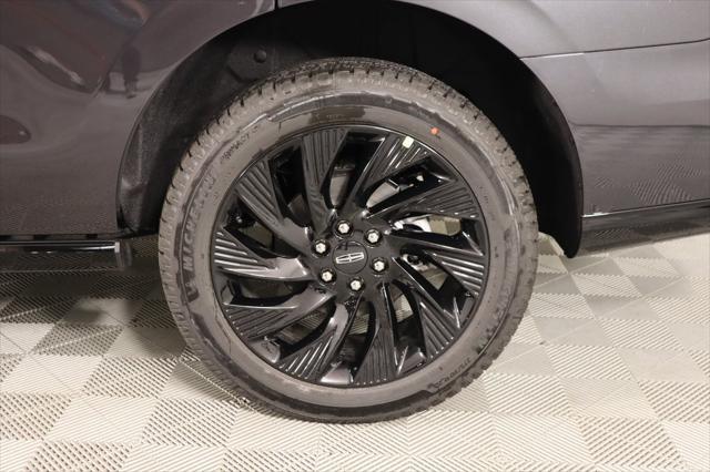 new 2025 Lincoln Navigator car, priced at $105,610