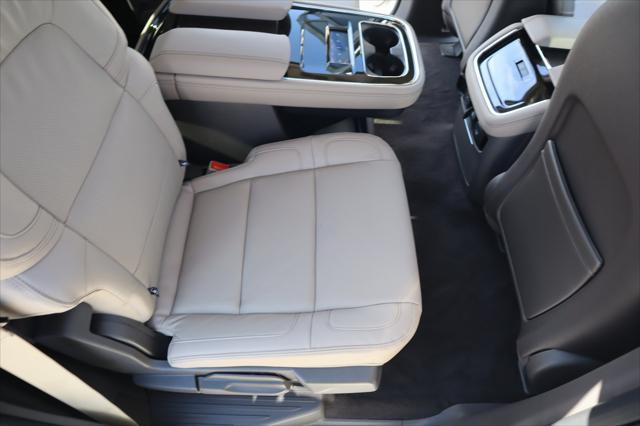new 2024 Lincoln Navigator car, priced at $79,998