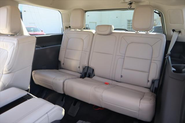 new 2024 Lincoln Navigator car, priced at $79,998