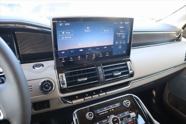new 2024 Lincoln Navigator car, priced at $79,998