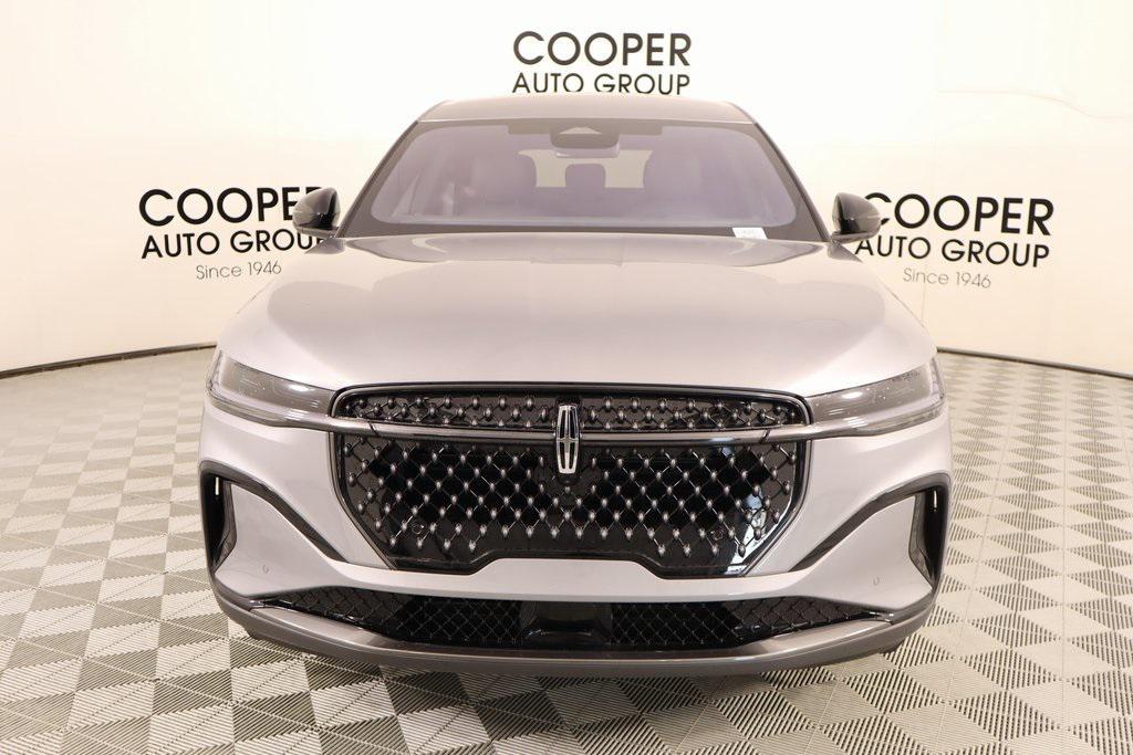 new 2025 Lincoln Nautilus car, priced at $59,933
