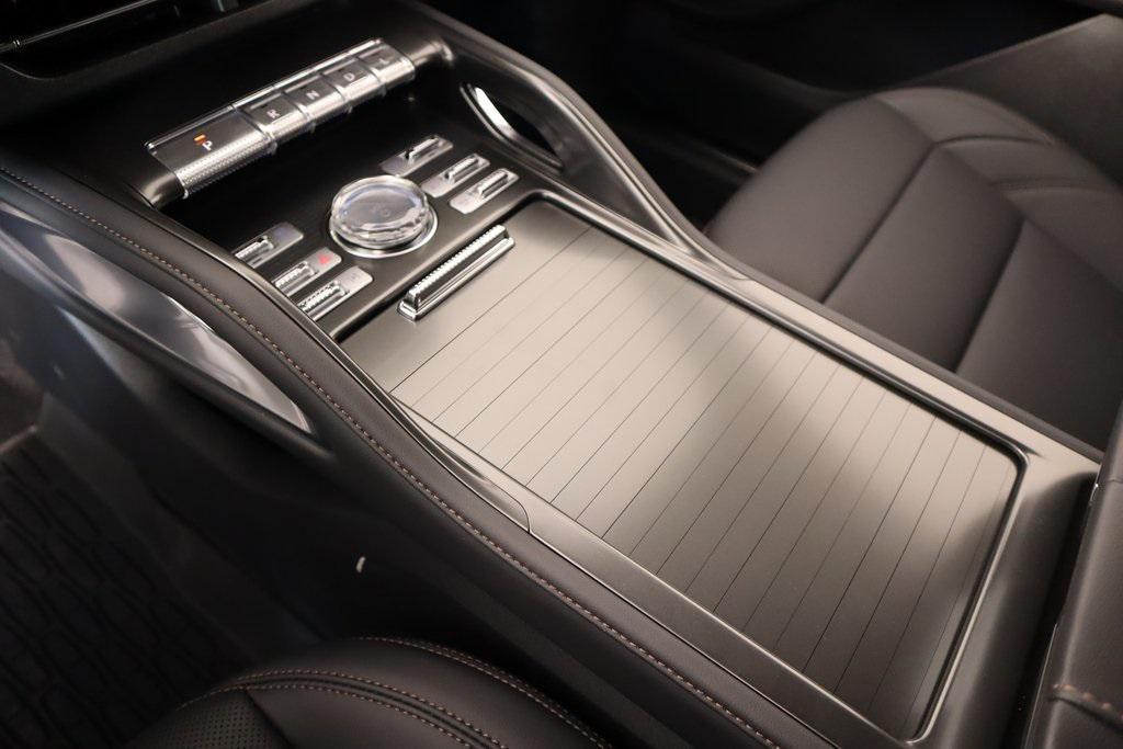 new 2025 Lincoln Nautilus car, priced at $59,933