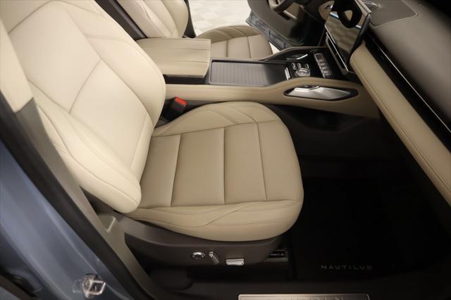 new 2025 Lincoln Nautilus car, priced at $47,416