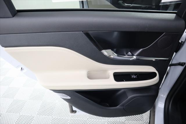 new 2025 Lincoln Corsair car, priced at $38,929