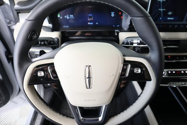 new 2025 Lincoln Corsair car, priced at $38,929