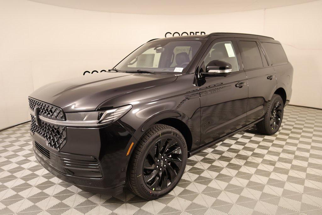 new 2025 Lincoln Navigator car, priced at $104,822