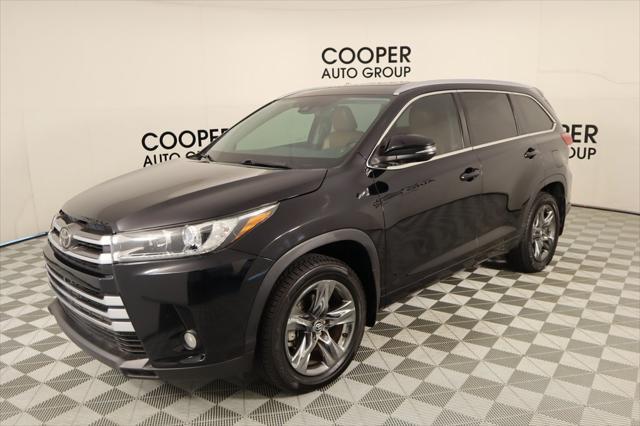 used 2018 Toyota Highlander car, priced at $25,797