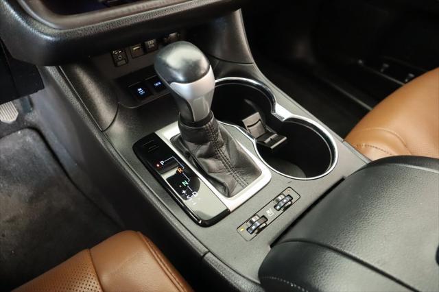 used 2018 Toyota Highlander car, priced at $25,797