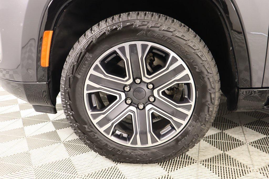 used 2023 Jeep Wagoneer car, priced at $40,999