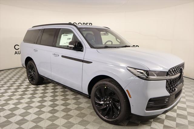new 2025 Lincoln Navigator car, priced at $105,230