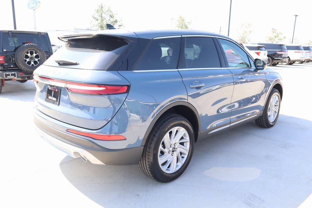 new 2025 Lincoln Corsair car, priced at $37,995