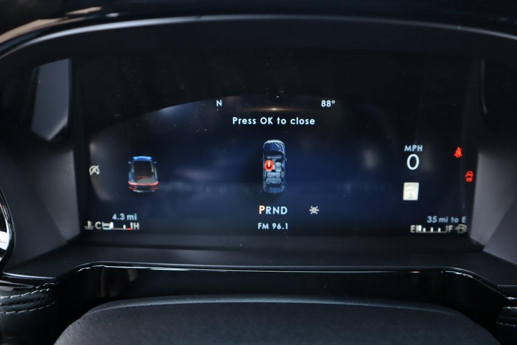 new 2025 Lincoln Corsair car, priced at $37,995