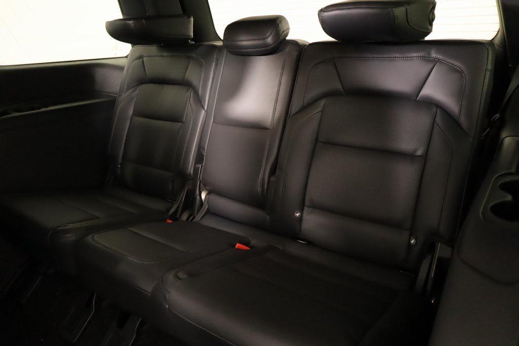 new 2025 Lincoln Navigator car, priced at $102,418