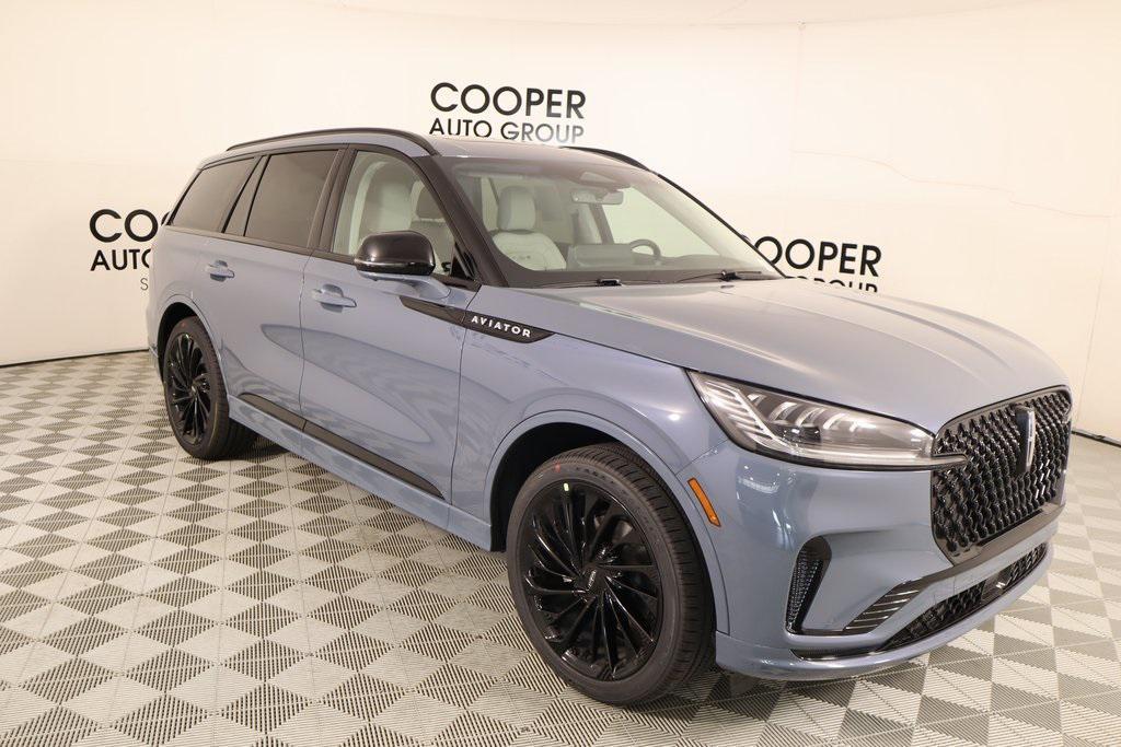 new 2025 Lincoln Aviator car, priced at $69,566