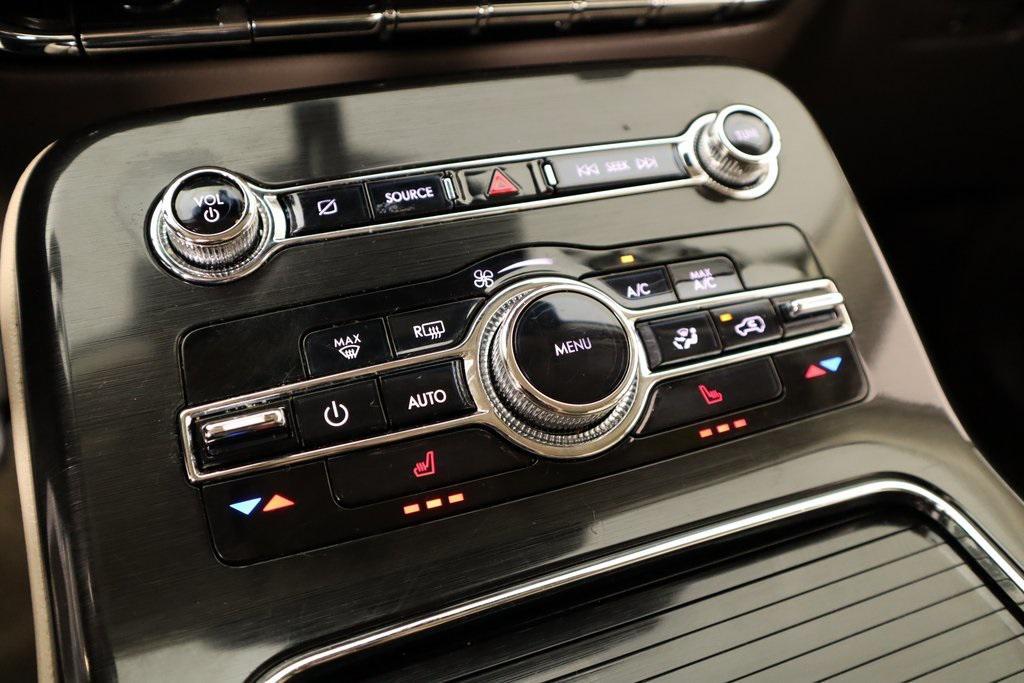 used 2022 Lincoln Nautilus car, priced at $31,489