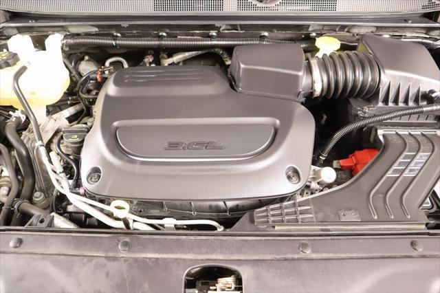 used 2022 Chrysler Pacifica car, priced at $20,697