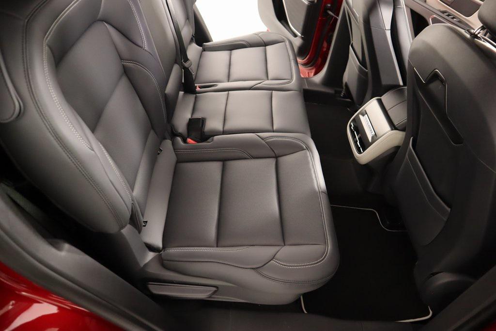 new 2025 Lincoln Nautilus car, priced at $51,766
