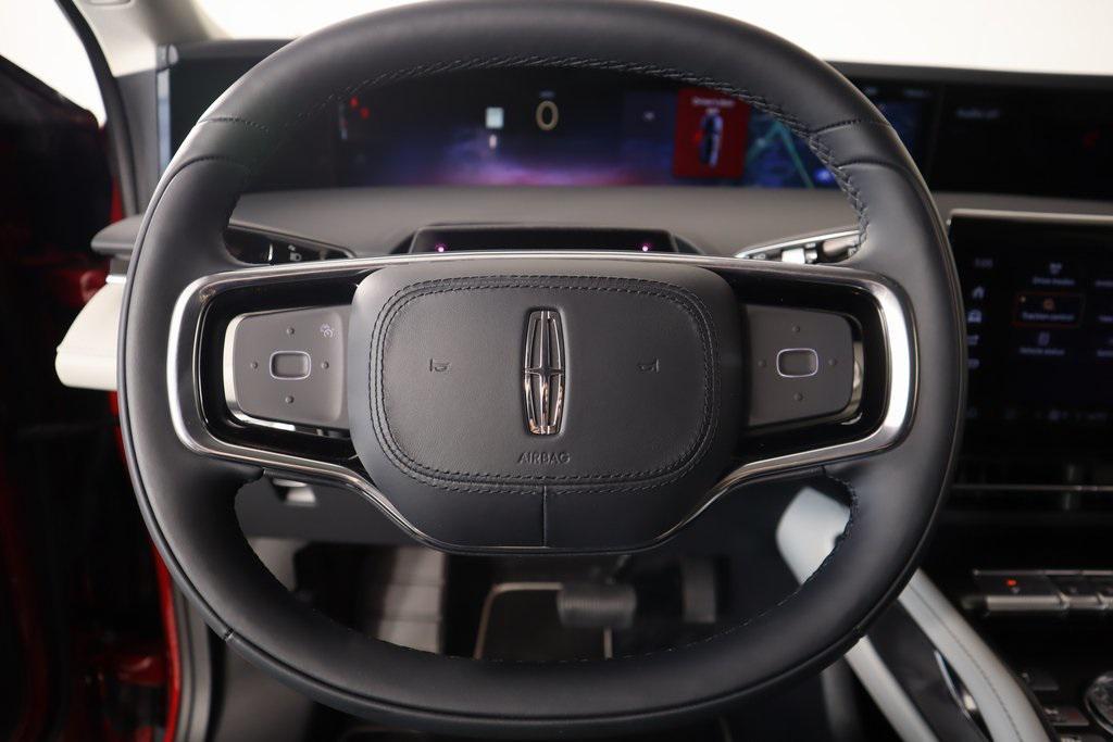 new 2025 Lincoln Nautilus car, priced at $51,766