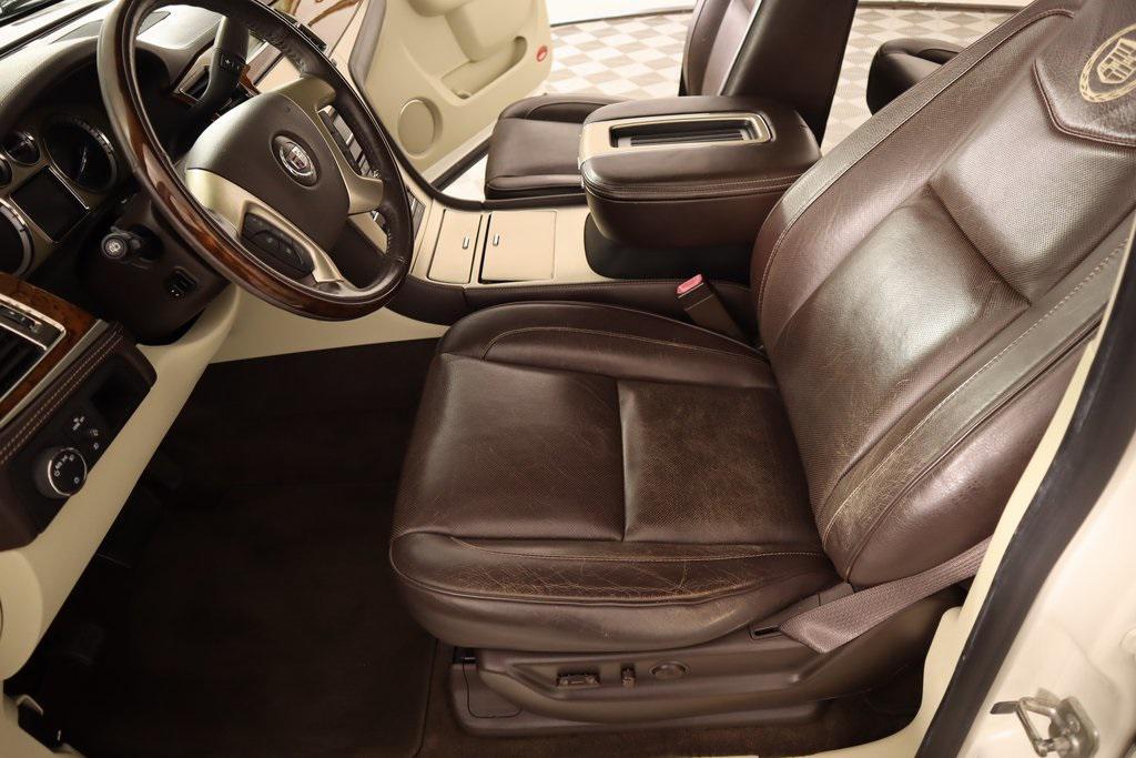 used 2014 Cadillac Escalade car, priced at $33,900