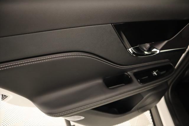 new 2025 Lincoln Corsair car, priced at $44,615