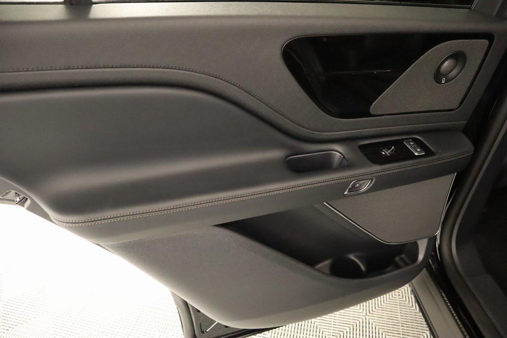 new 2025 Lincoln Aviator car, priced at $66,950