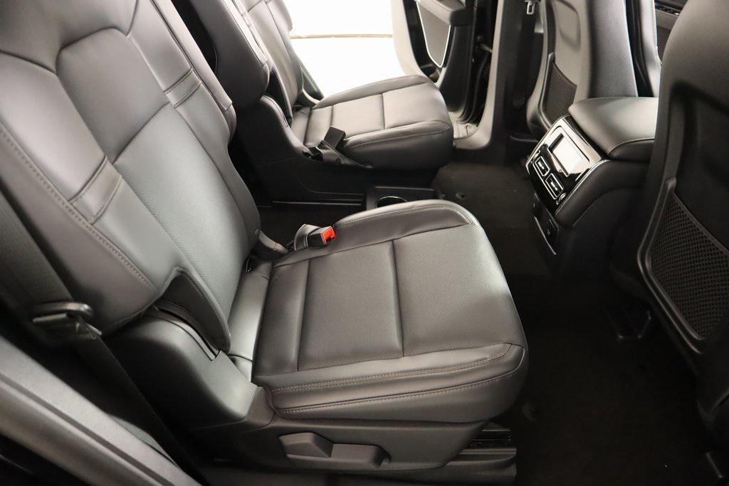 new 2025 Lincoln Aviator car, priced at $66,950
